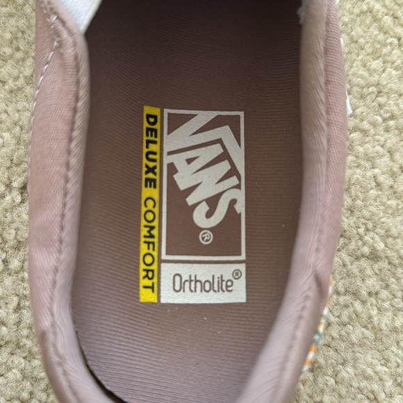 Vans Womens Patchwork Slip-On Sneakers - Tan/Multi color. Women’s size 9.5 NWOB - Picture 5 of 8